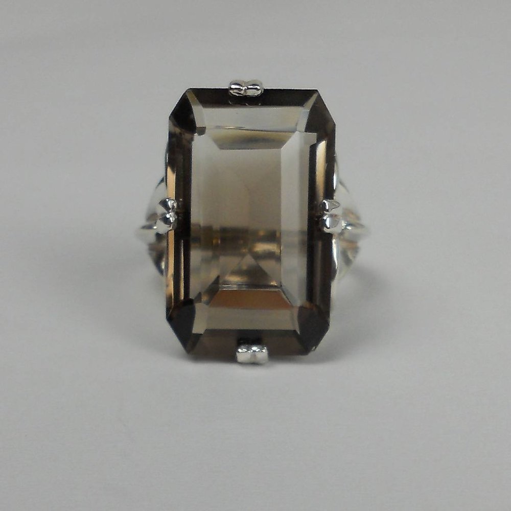 Smoky Quartz Emerald Cut Cocktail Eing